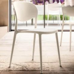 Abby Connubia® Chaise italienne empilable en polypropylène recyclé sans accoudoirs><noscript><img width=