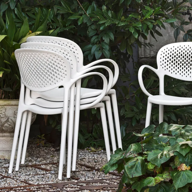 Abby Connubia® Fauteuil de jardin empilable en polypropylène recyclé avec dossier microperforé> Chaise De Jardin|Fauteuil De Jardin