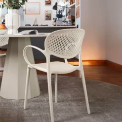 Abby Connubia® Fauteuil empilable en polypropylène recyclé avec dossier microperforé><noscript><img width=