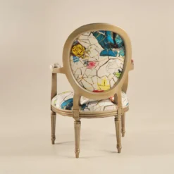 Paget Adrien Fauteuil Louis XVI médaillon revisité fabrication française><noscript><img width=