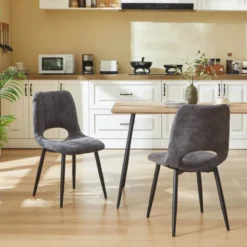 AgatheChaise cosy en tissu avec pieds en métal noir> Chaise De Salle à Manger