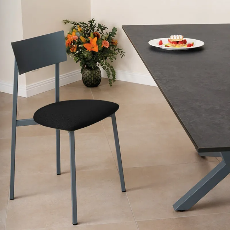 Carrier Anémone ® Chaise de cuisine contemporaine en métal fabriquée en France> Chaise De Cuisine