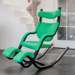 Varier Gravity ® Fauteuil de relaxation en tissu et bois><noscript><img width=