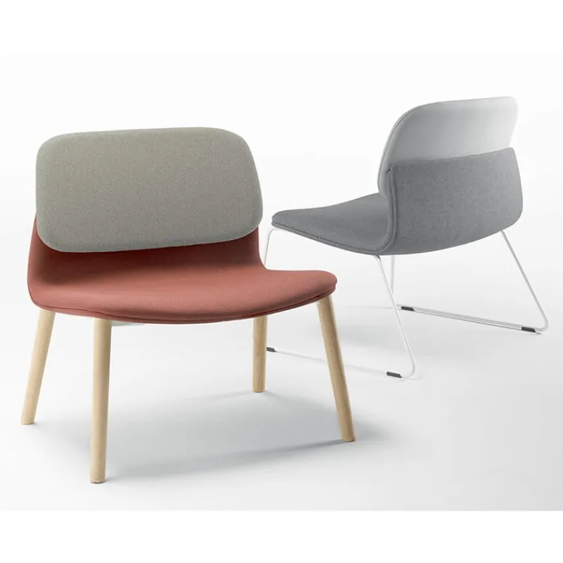 Sokoa Klik Chauffeuse confortable en tissu pieds bois made in France> Fauteuil De Salon