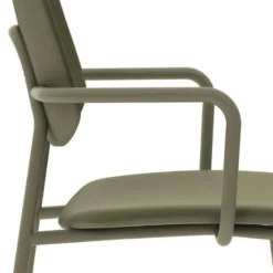 Perfecta Lago Chaise avec accoudoirs vintage rembourrée en simili><noscript><img width=