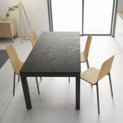Cancio Lakera Table en Dekton avec pieds en bois massif><noscript><img width=