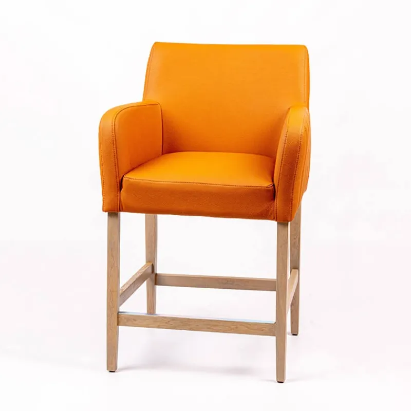 Sessio Moritz line Tabouret snack avec accoudoirs et dos matelassé pieds en bois> Tabouret Snack (assise +/- 65 Cm)|Tabouret De Bar (assise +/- 80 Cm)