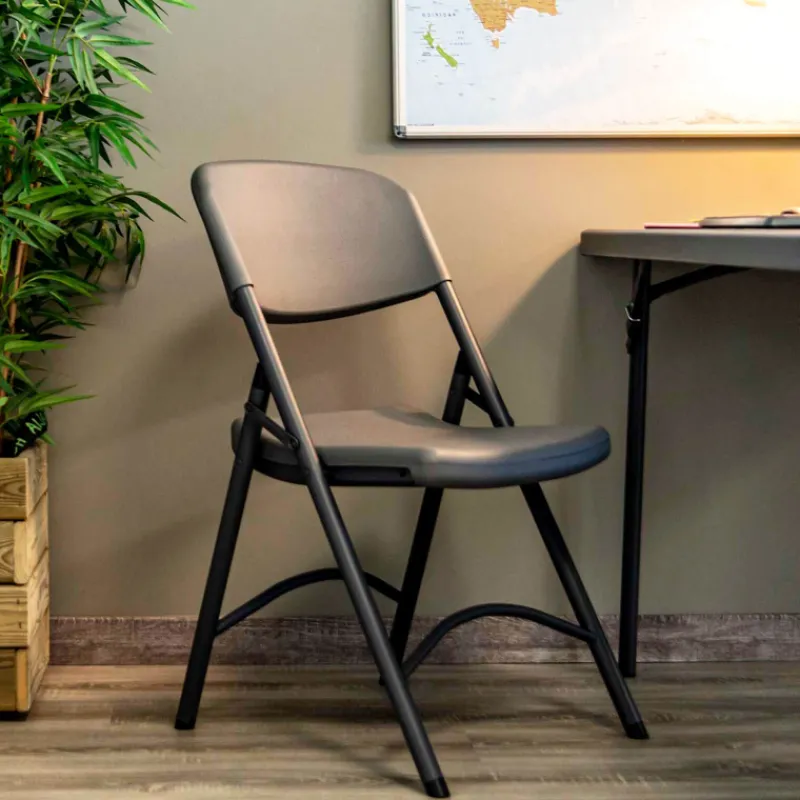 NormanChaise pliante en polyéthylène gris foncé> Chaise De Cuisine