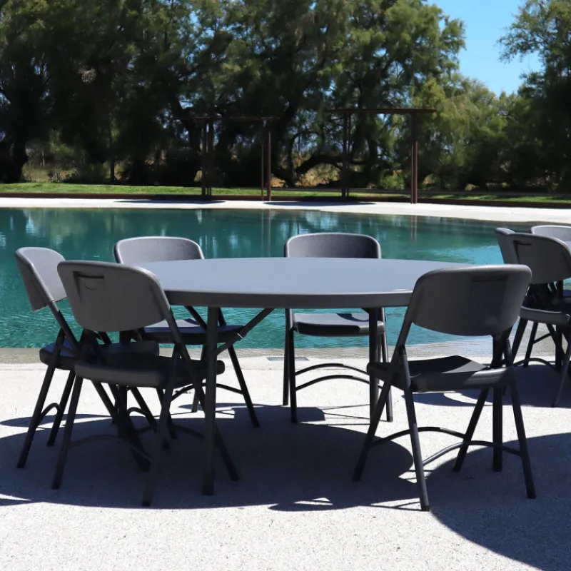NormanChaise pliante en polyéthylène gris foncé> Chaise De Cuisine