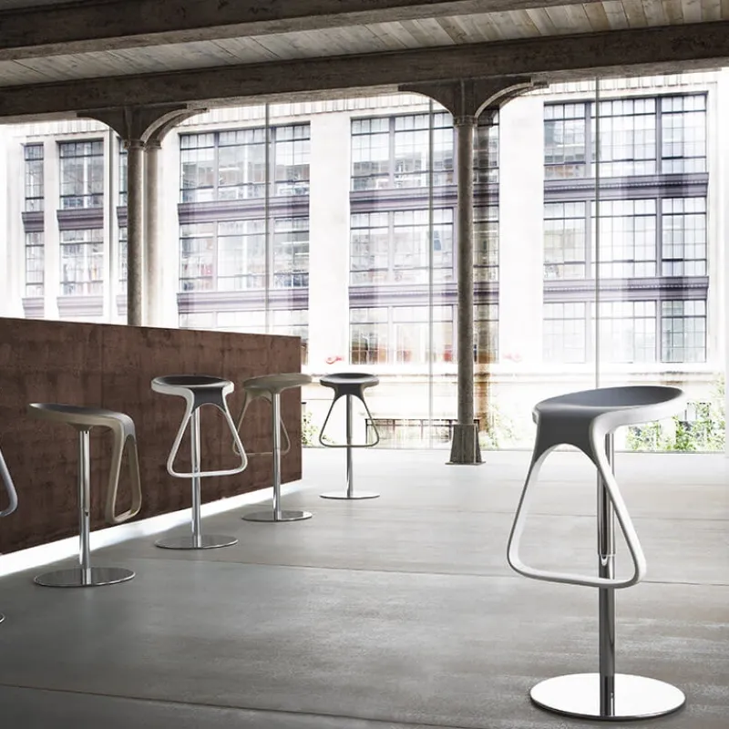 Octo Tabouret design italien pivotant> Tabouret Snack (assise +/- 65 Cm)|Tabouret De Bar (assise +/- 80 Cm)