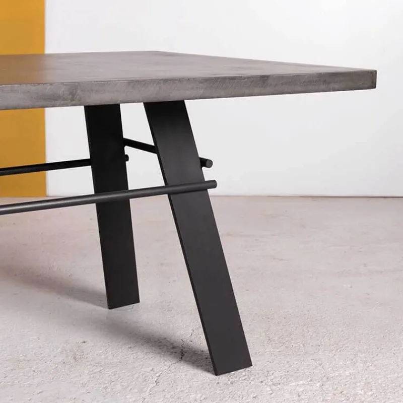 Neoh Opale Table design en béton ciré pieds métal made in France> Table De Salle à Manger