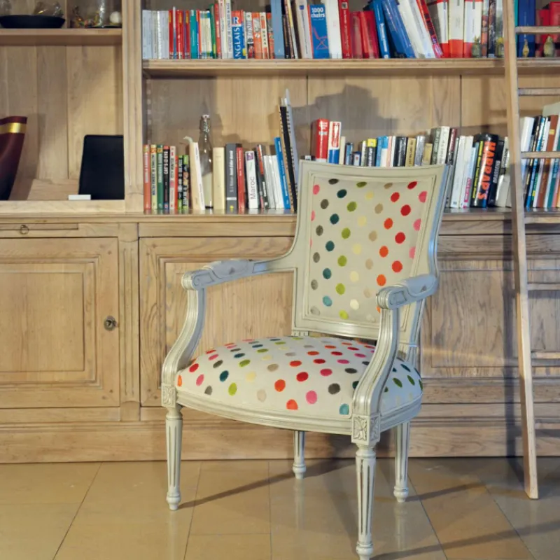 Paget Quentin Fauteuil cabriolet Louis 16 fabrication française en tissu et bois massif> Fauteuil De Salon