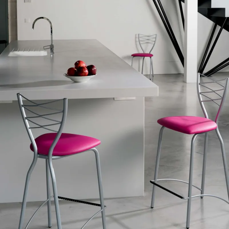 Carrier Romance ® Chaise de cuisine fabriquée en France en synthétique et métal> Chaise De Cuisine
