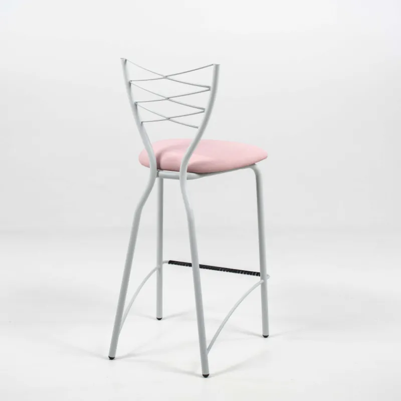 Carrier Romance ® Tabouret snack contemporain en synthétique et métal> Tabouret Snack (assise +/- 65 Cm)|Tabouret De Bar (assise +/- 80 Cm)