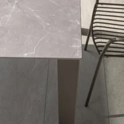 Altacom Sirocco Table de jardin moderne en stratifié et métal><noscript><img width=