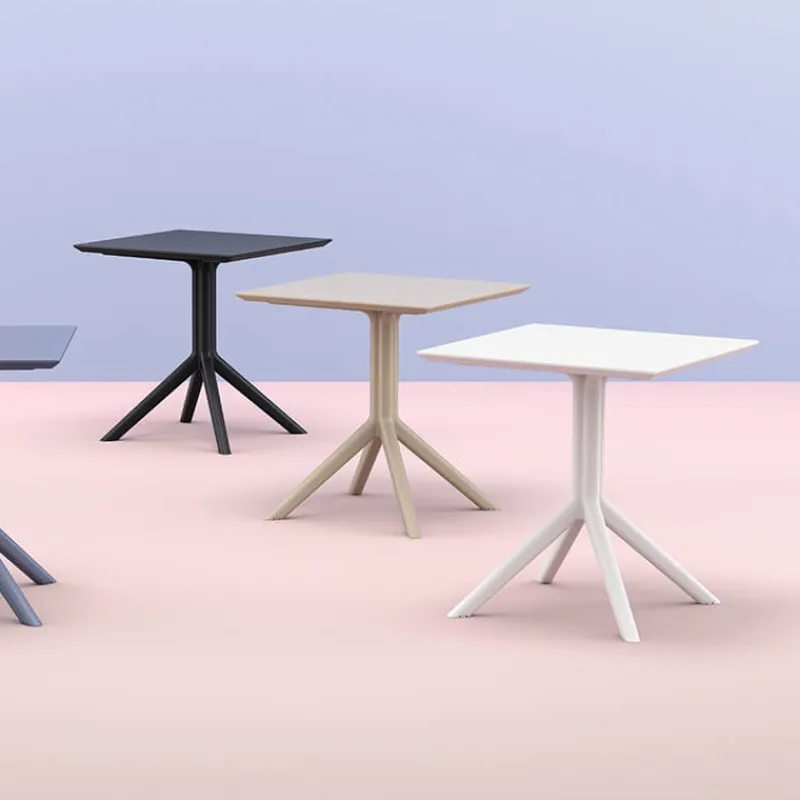 Sky Petite table de jardin carrée en résine> Table De Jardin