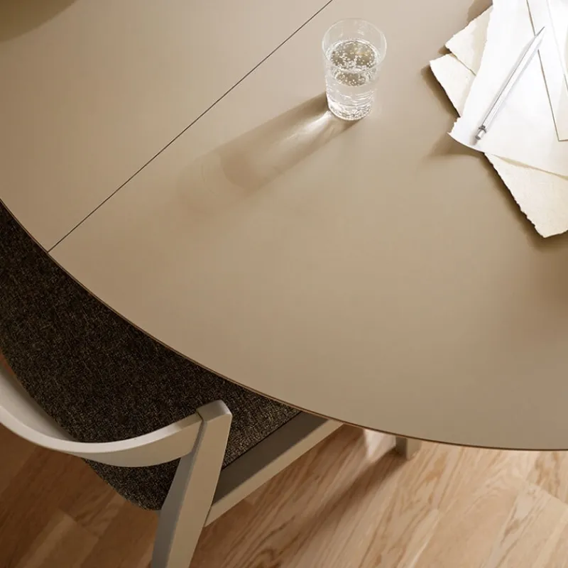 Skovby Table ronde extensible en Fenix et pied central en bois SM33> Table De Salle à Manger