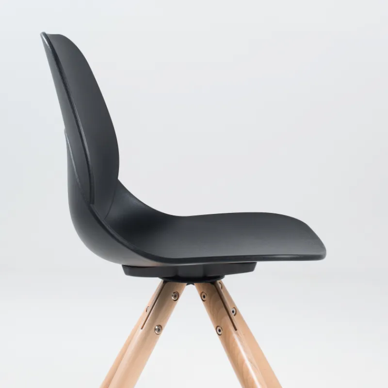 VictoireChaise design en polypropylène noir avec pieds en bois> Chaise De Cuisine|Chaise De Salle à Manger
