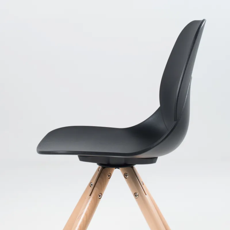 VictoireChaise design en polypropylène noir avec pieds en bois> Chaise De Cuisine|Chaise De Salle à Manger