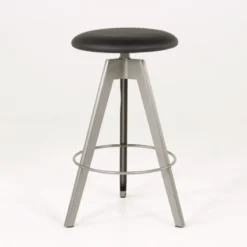 Carrier Vérone ® Tabouret snack pivotant en synthétique et métal> Tabouret De Bar (assise +/- 80 Cm)|Tabouret Snack (assise +/- 65 Cm)