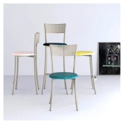 Carrier Wasabi ® Chaise moderne en synthétique et métal dossier ajouré> Chaise De Cuisine