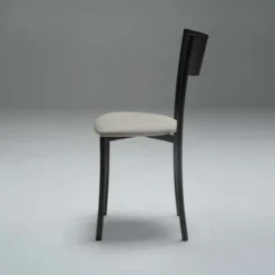 Carrier Wasabi ® Chaise moderne en synthétique et métal dossier ajouré><noscript><img width=